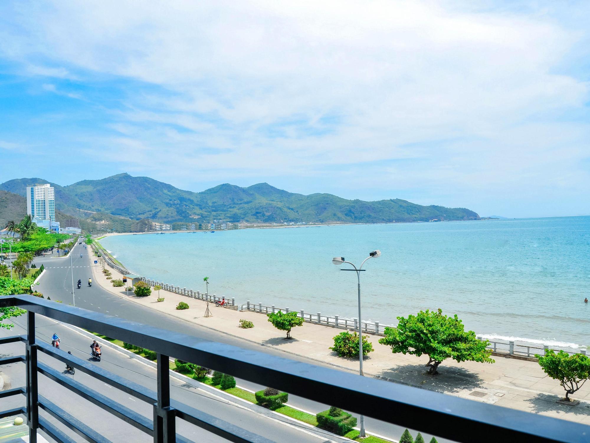 Thien Thanh Hotel - E Dragon Nha Trang Zewnętrze zdjęcie